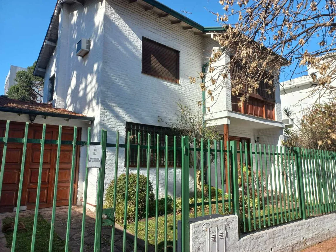 Casa en venta en Sáenz Peña, foto 3
