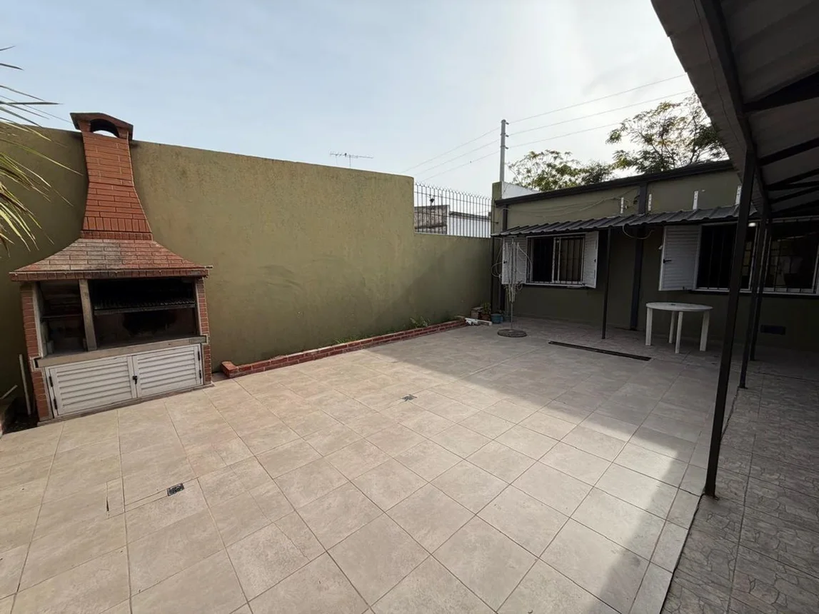 Casa de 3 ambientes en venta en La Plata, 72 E/ 25 y 26 1500, foto 3