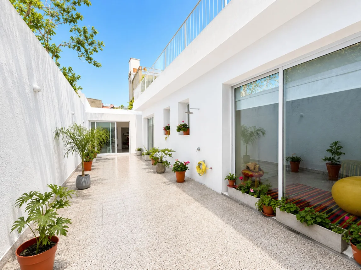 Casa de 7 ambientes en venta en Villa Pueyrredón, Caracas 4400