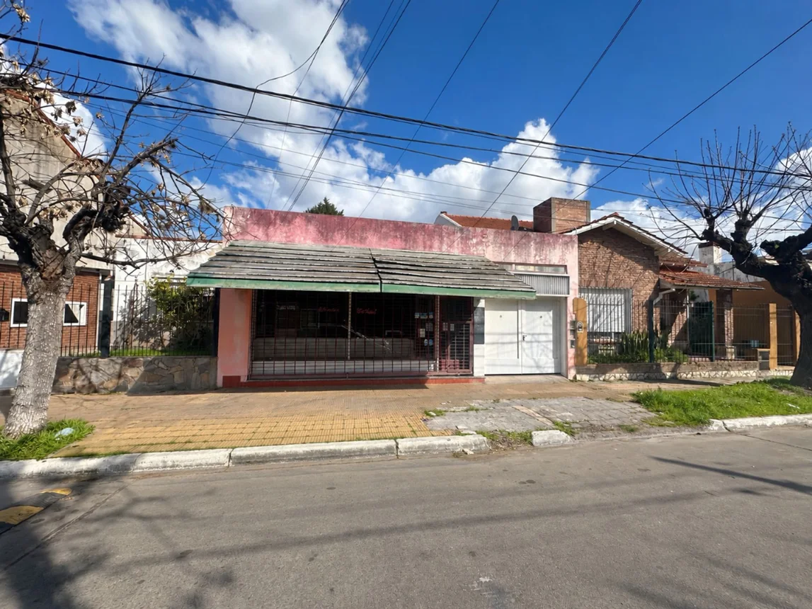 Casa de 3 ambientes en venta en Hurlingham, Sargento José Mariano Gómez 1500, foto 2