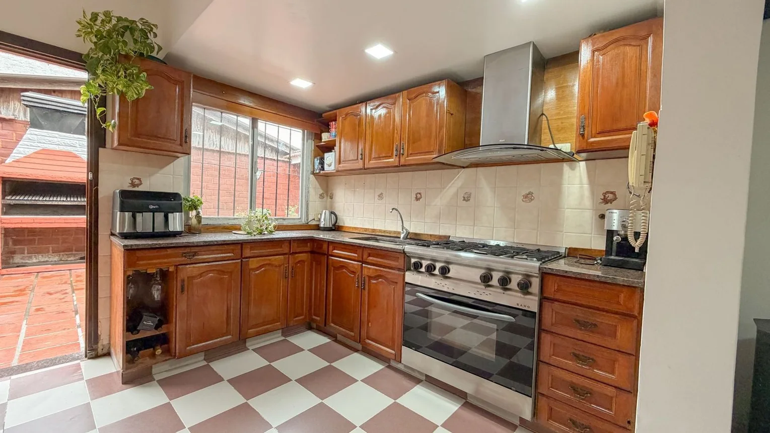 Casa en venta en Temperley, foto 2