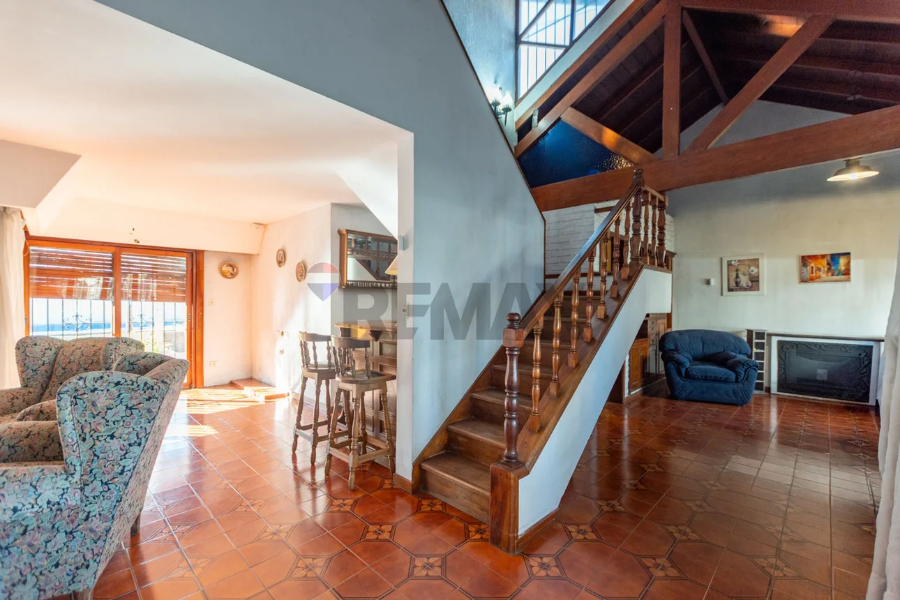 Casa de 4 ambientes en venta en Adrogué, Drumond 1100, foto 5