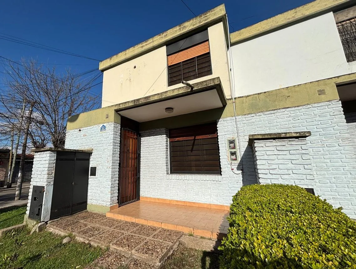 PH en venta en Morón