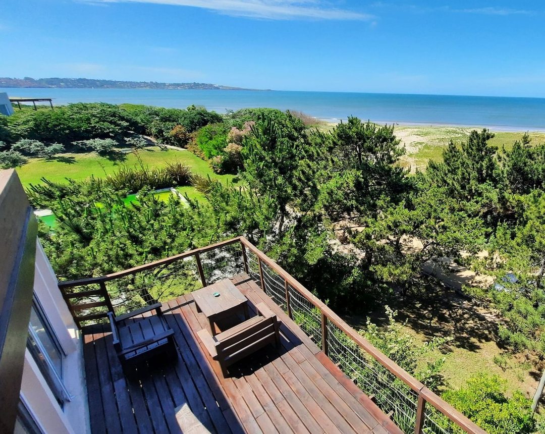 Casa a la venta en Tio Tom casi sobre la playa