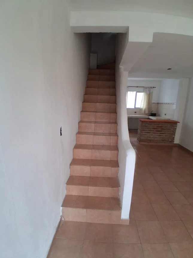 Casa dúplex de 3 ambientes en venta en Villa Luzuriaga, Lartigau 4200, foto 5