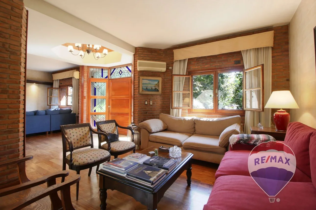 Casa en venta en Olivos, foto 2