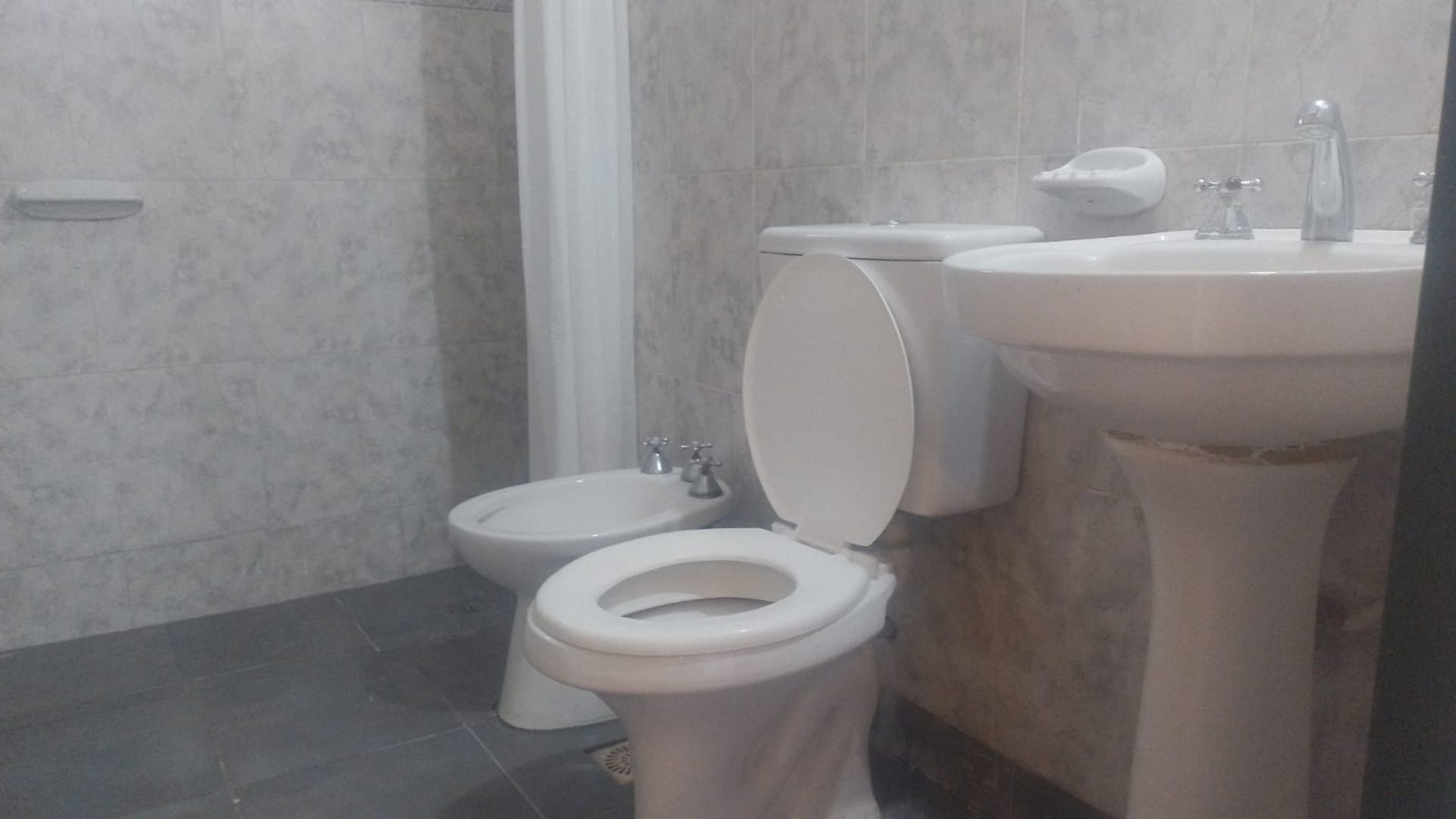 CASA EN VENTA EN LA MERCED 2 DORM APTA CREDITO - foto 12