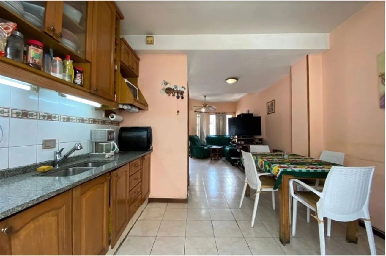 PH de 3 ambientes en venta en Avellaneda, Peru 2100