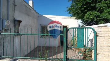 3 casas en venta 3 padrones contiguos Juan  Lacaze