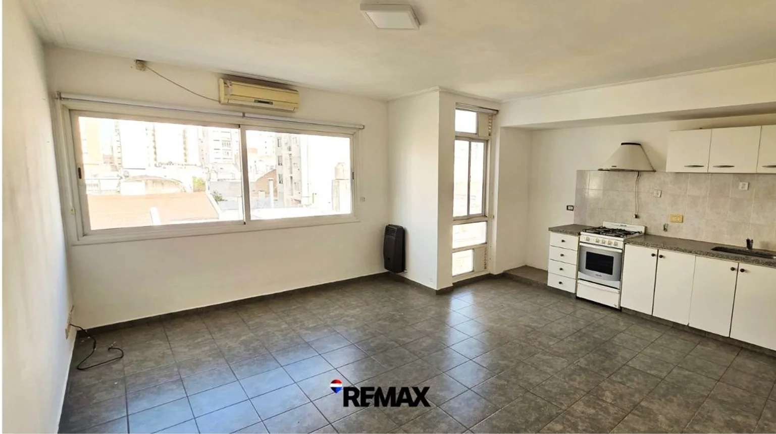 Departamento de 2 ambientes en alquiler en Bahía Blanca, Alvarado 100