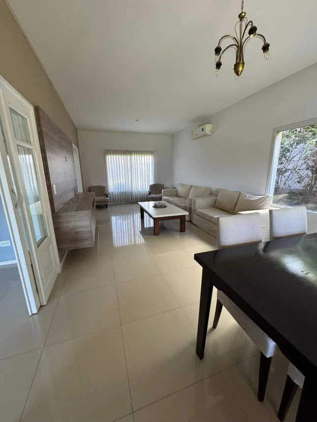Casa en venta en Pilar, foto 3