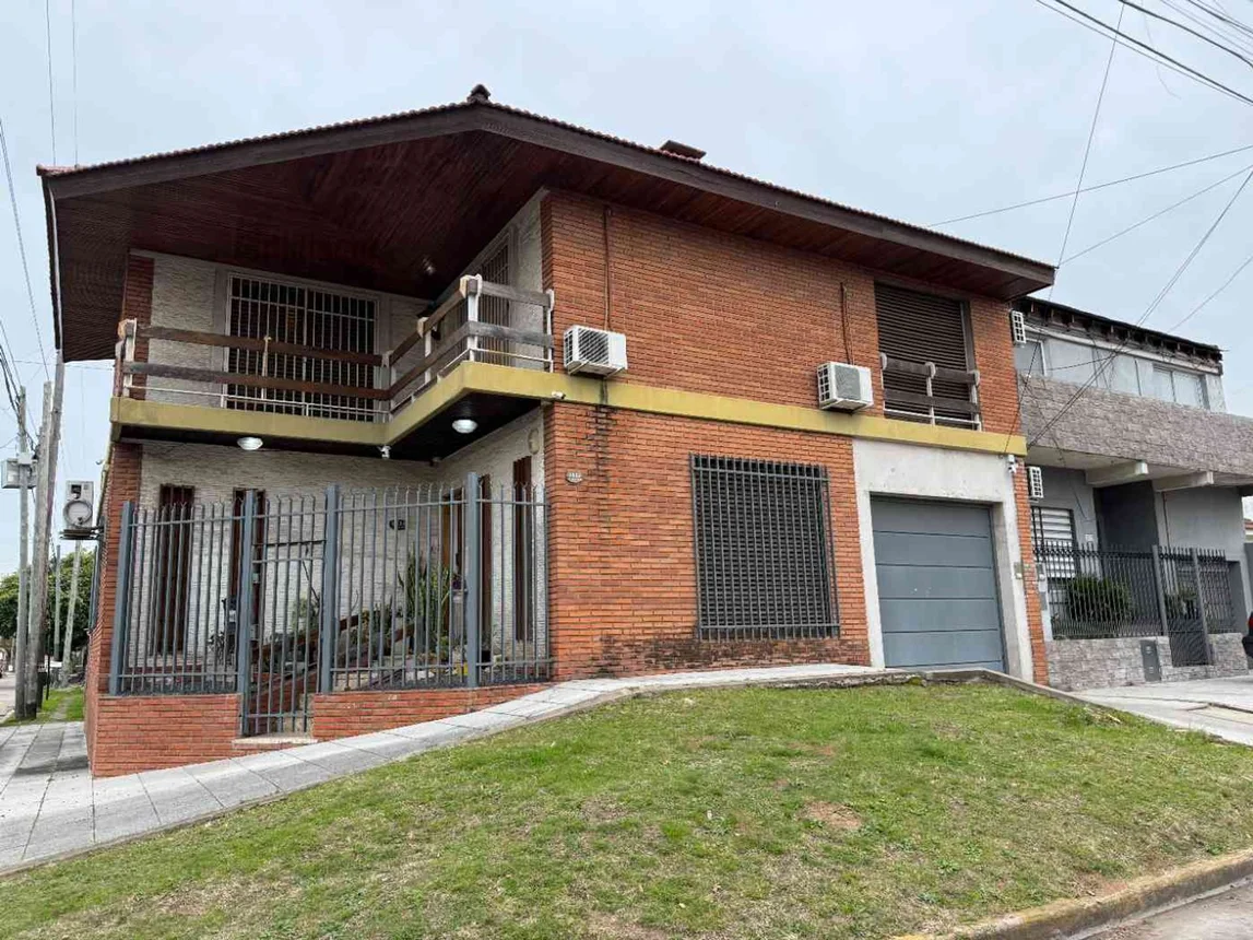 Casa 4 amb banfield parque garage piscina apto cr, foto 3