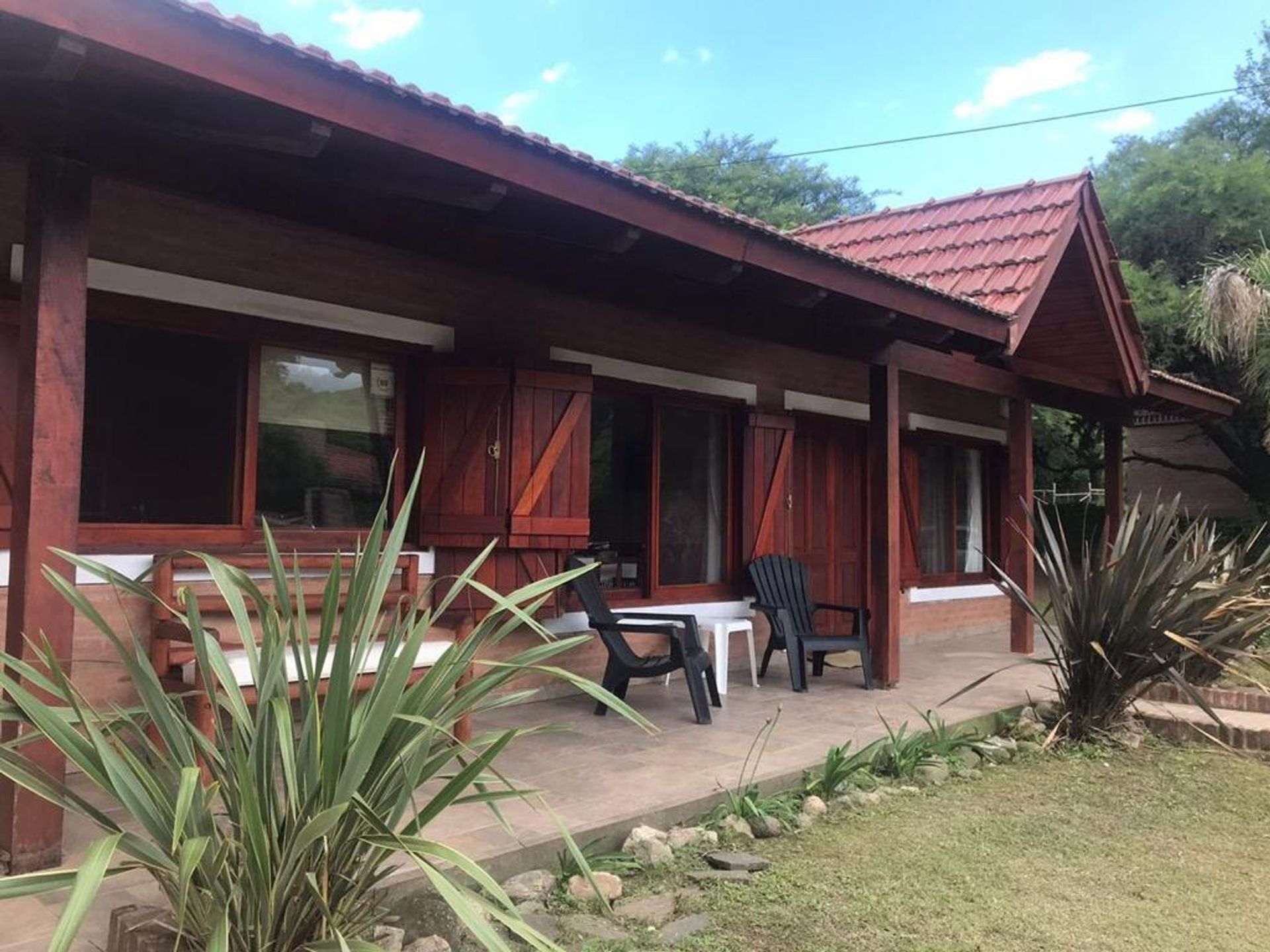 Foto 2 — VENTA CASA 2 DORM C/PILETA V. GENERAL BELGRANO CBA