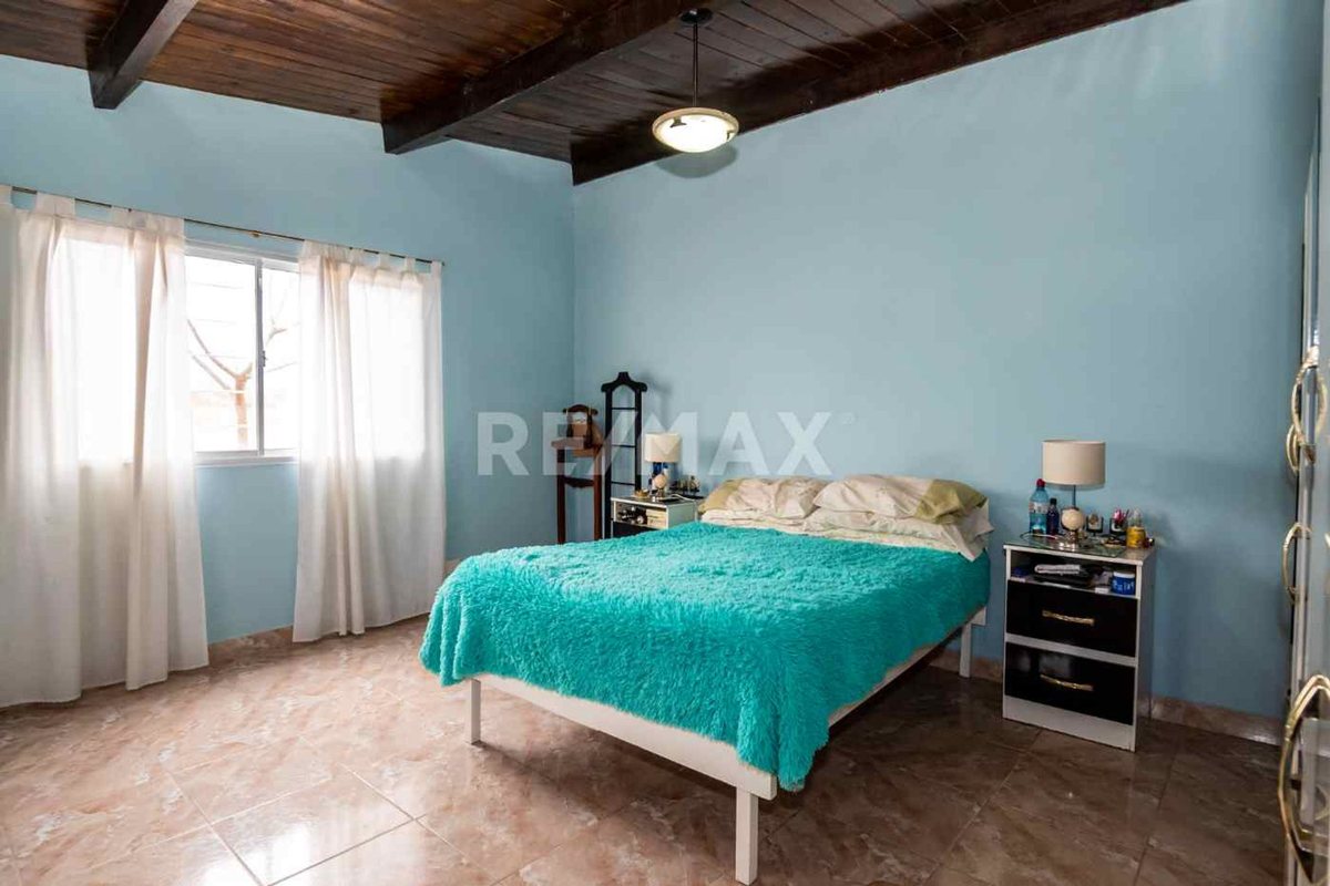 CASA VENTA LA MERCED CHICA CON PILETA 3 DORM - foto 19