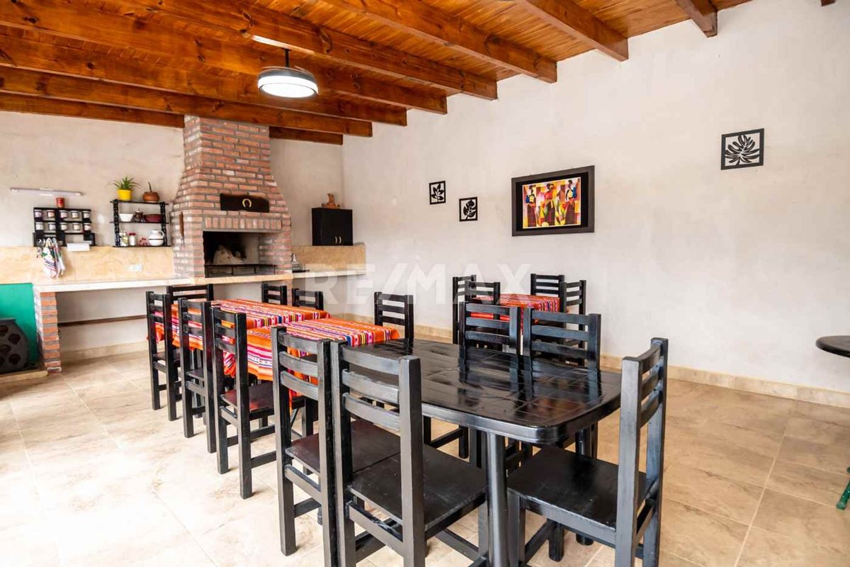 CASA VENTA LA MERCED CHICA CON PILETA 3 DORM - foto 18