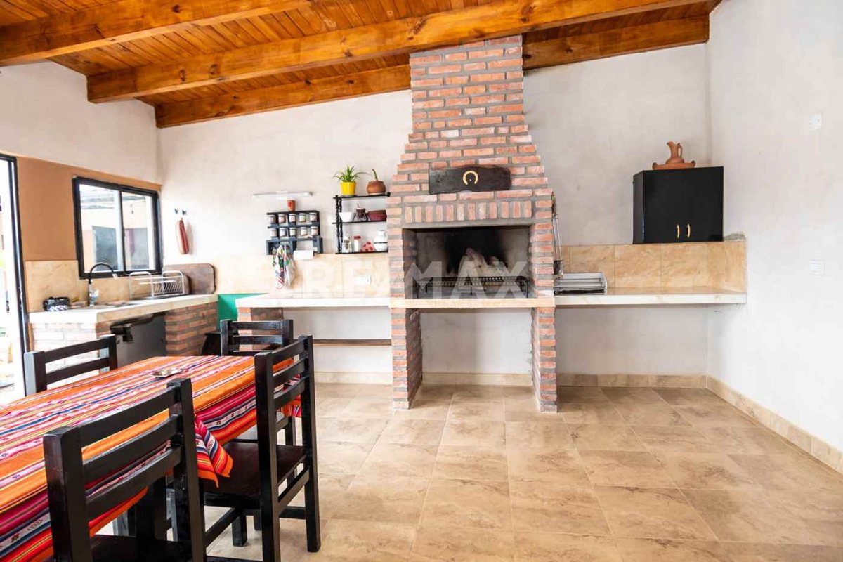 CASA VENTA LA MERCED CHICA CON PILETA 3 DORM - foto 17