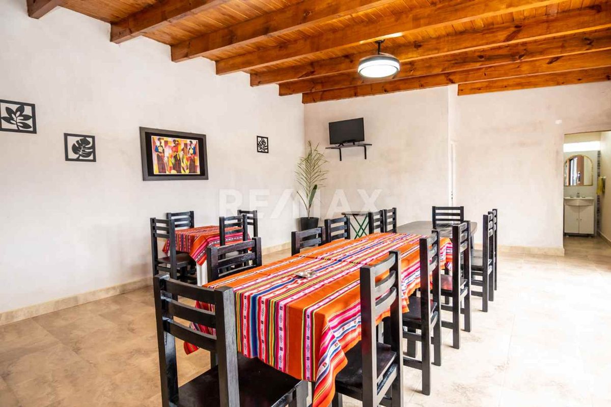 CASA VENTA LA MERCED CHICA CON PILETA 3 DORM - foto 16