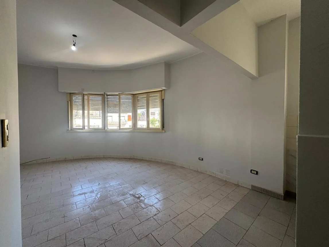 Departamento de 2 ambientes en venta en Piñeyro, Avenida Hipólito Yrigoyen 800, foto 3