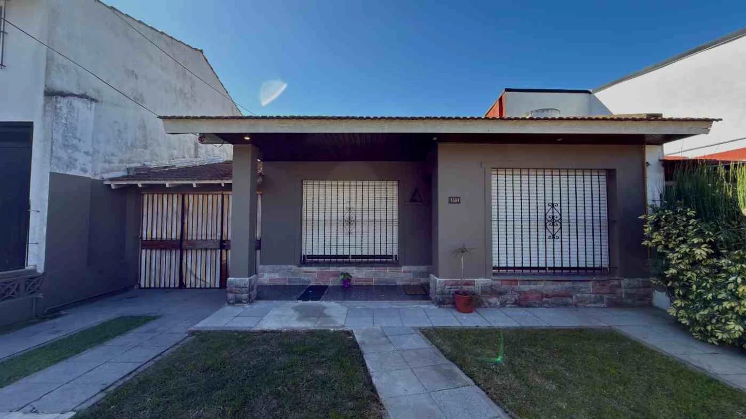 Casa de 4 ambientes en venta en Adrogué, La Rosa 1500, foto 4