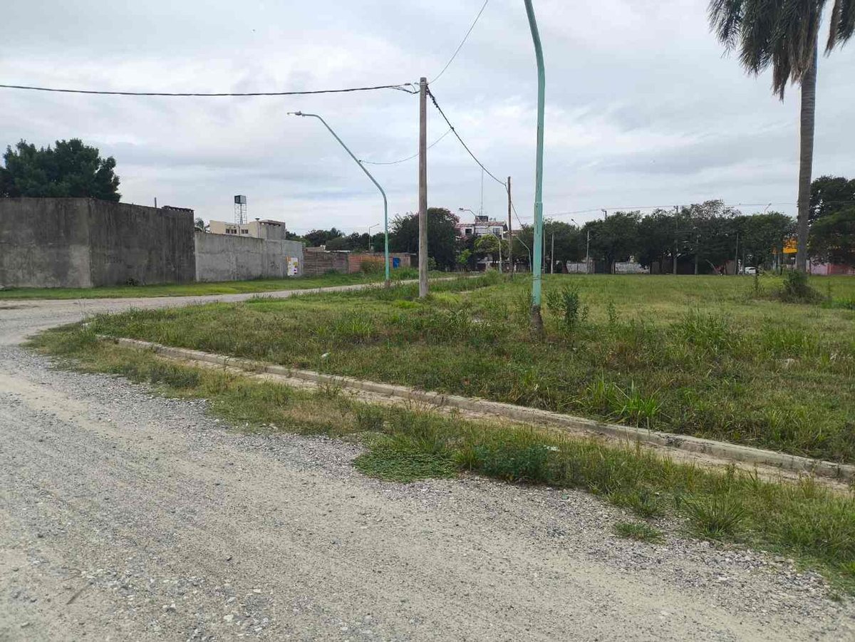 Se vende Lote en Santo Tome - Todos los servicios