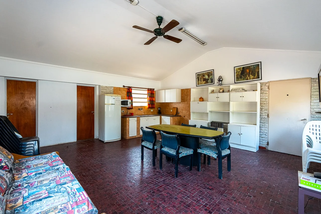 Casa de 3 ambientes en venta en Funes, L. Leloir 1300, foto 2