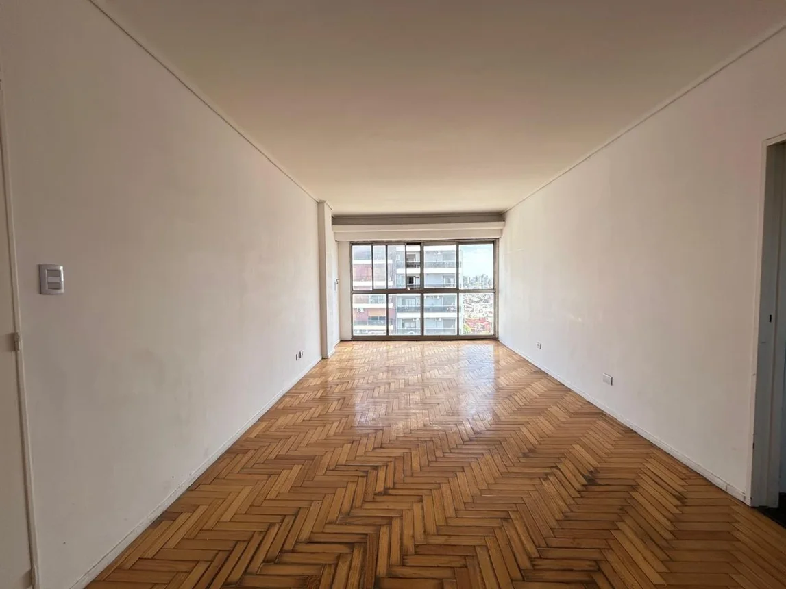 Departamento de 4 ambientes en venta en Avellaneda, Av Presidente Bartolomé Mitre 1700