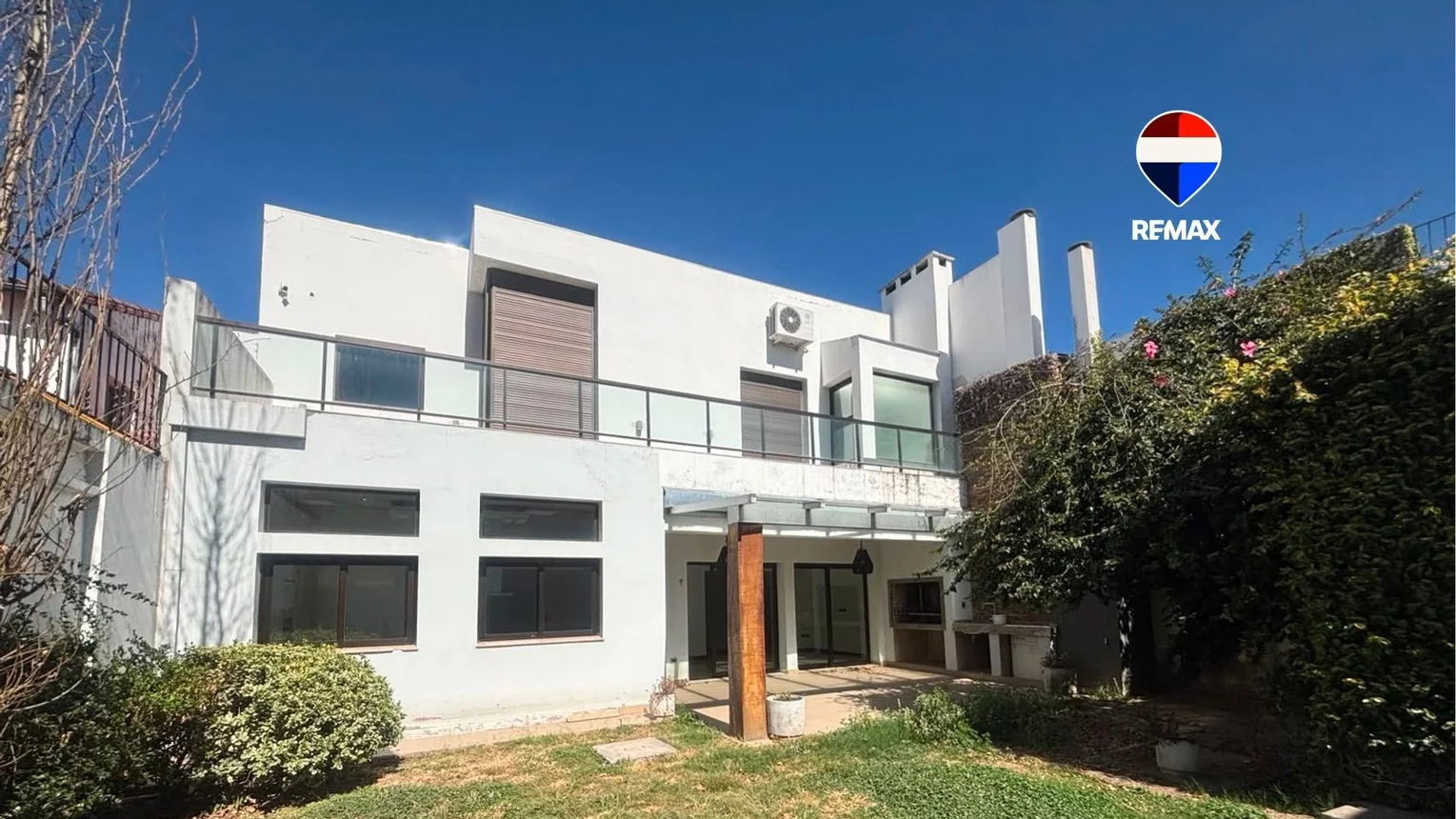 Casa de 6 ambientes en alquiler en Salta, Centro. Mollinedo 400