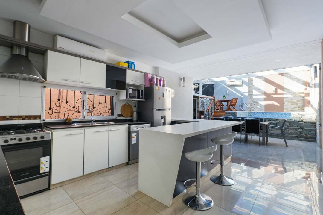 Venta PH 4 ambientes con pileta en Boedo