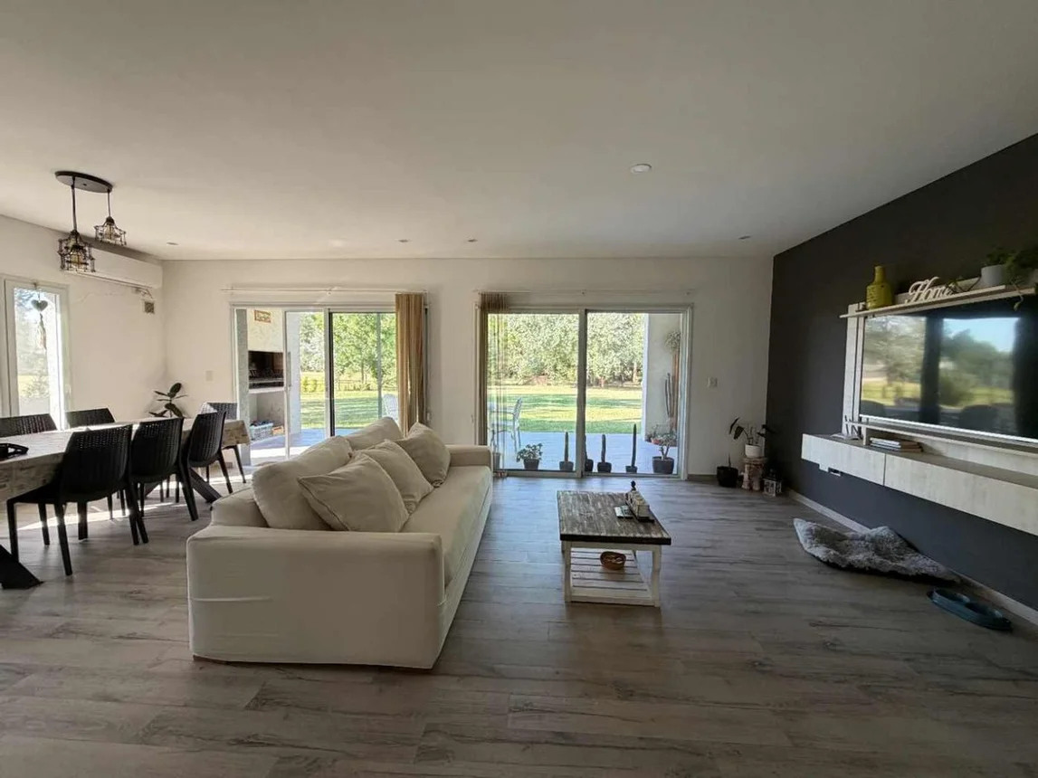 Casa en venta en La Plata, foto 2