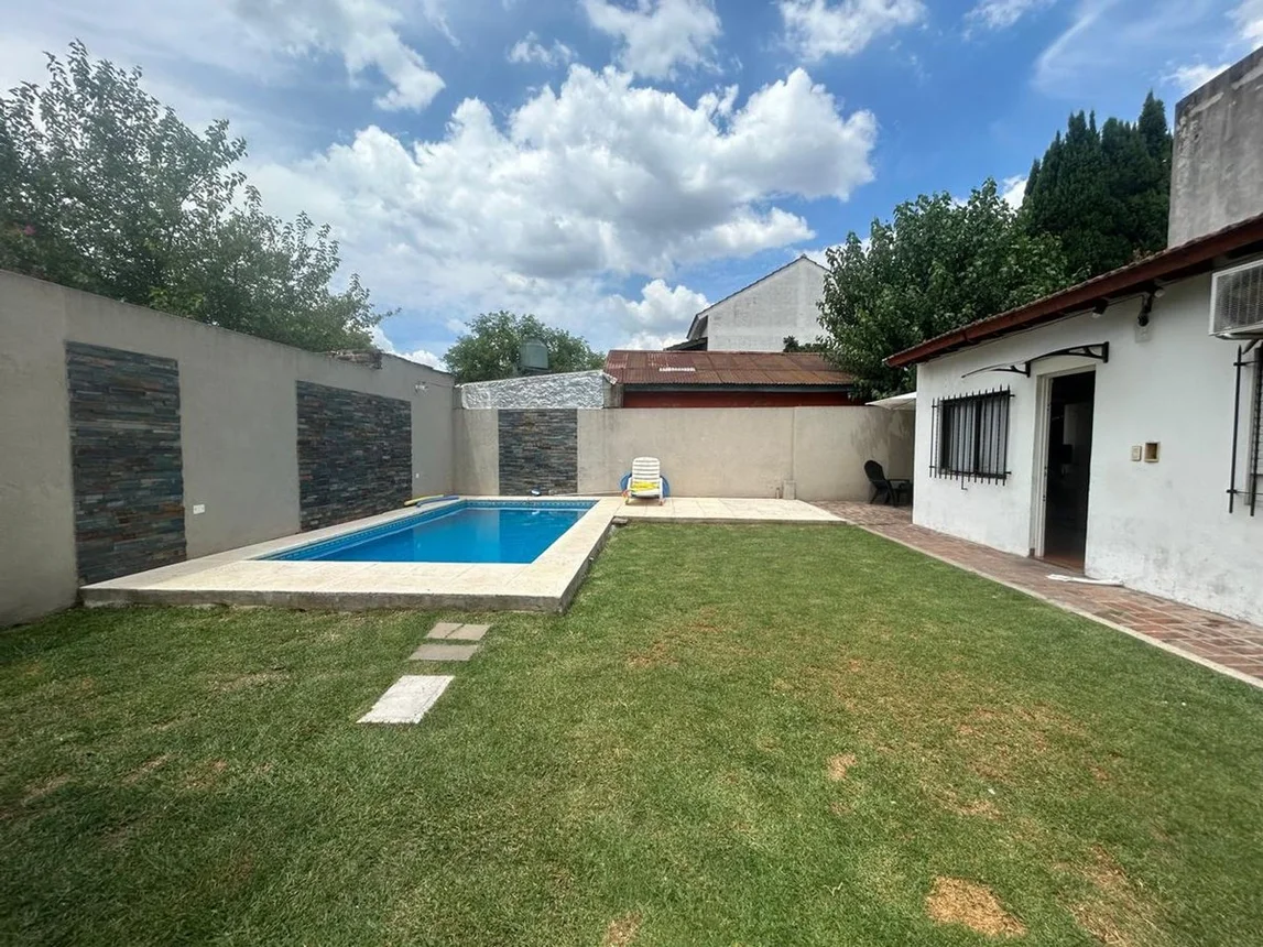 Casa en venta en Castelar