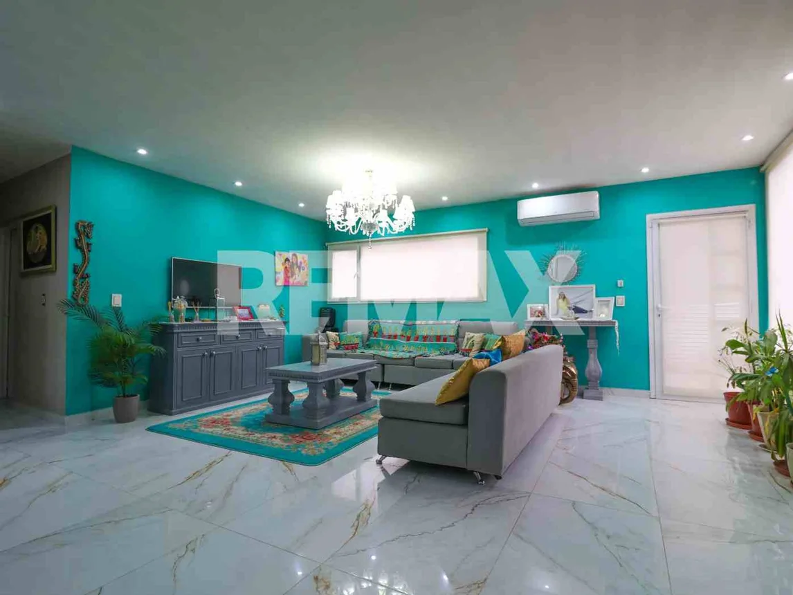 Casa en venta en Neuquén, foto 2
