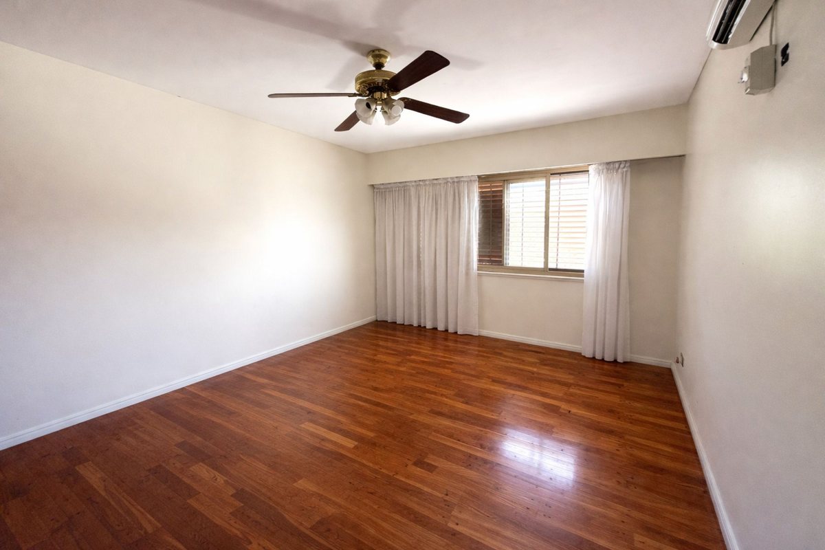 Foto 15 — CASA EN VENTA  755m² LOTE QUILMES OESTE