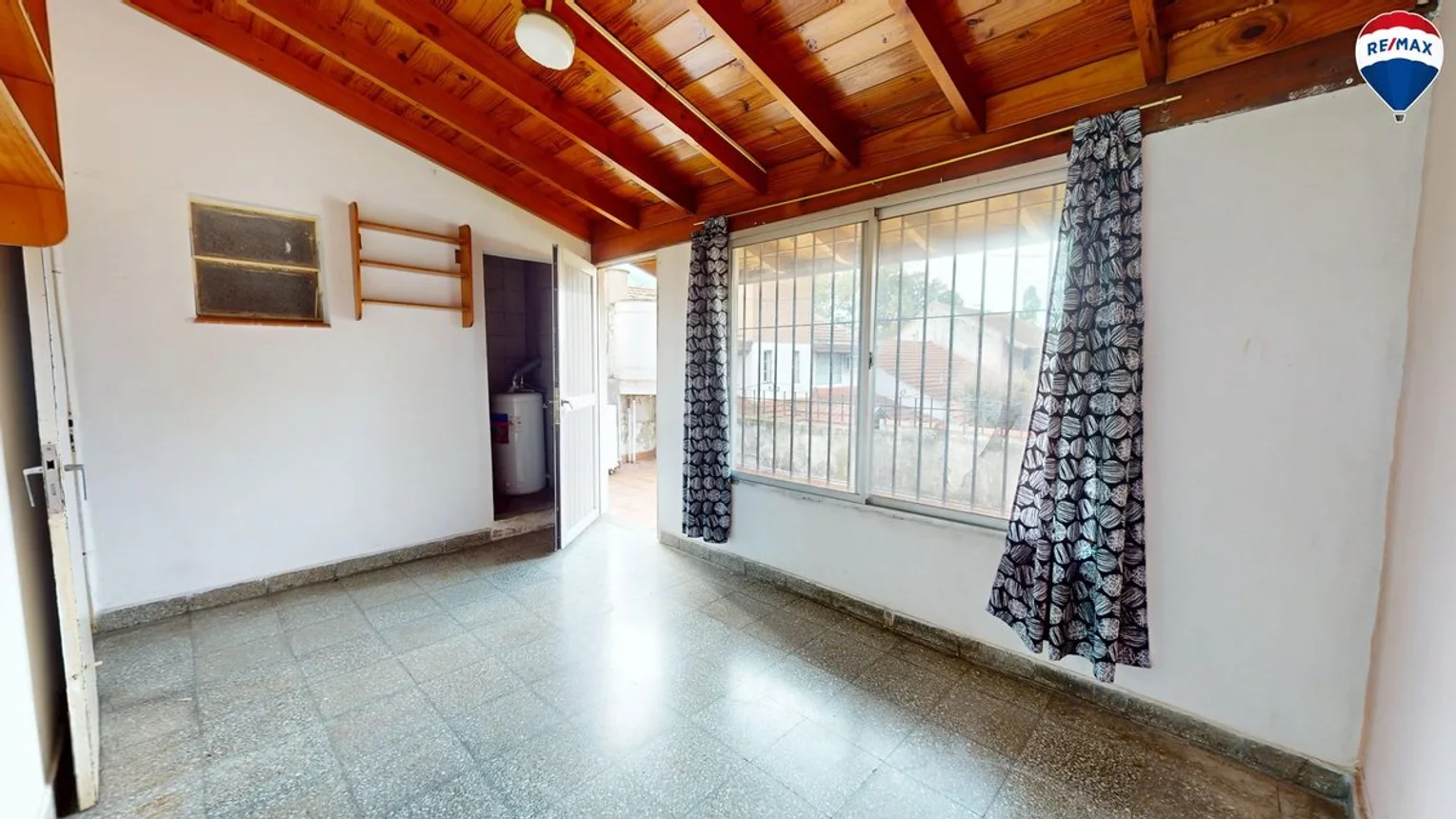 Casa en venta en Adrogué, foto 3