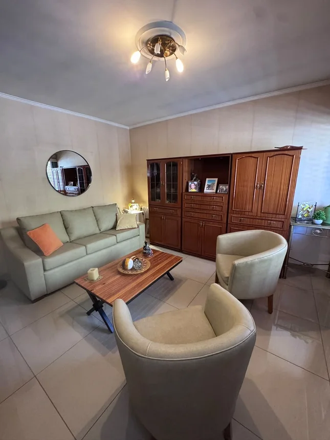 Casa de 4 ambientes en venta en Godoy Cruz, Domingo Matheu 1800, foto 3