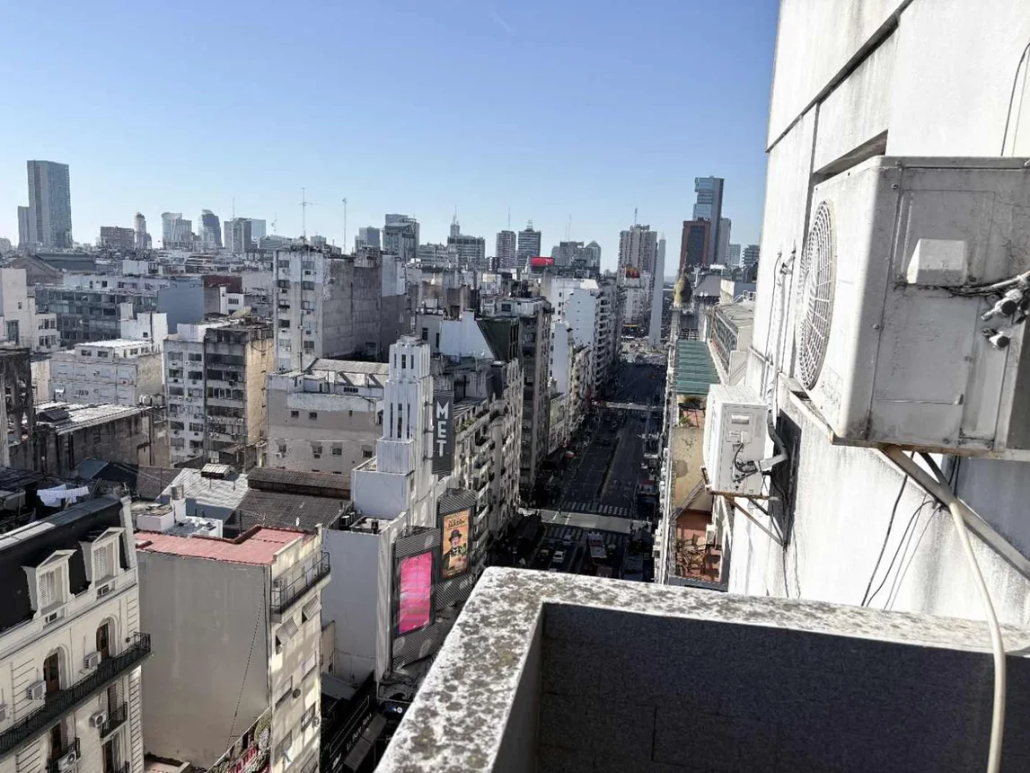 Departamento de 4 ambientes en venta en San Nicolás, Avenida Corrientes 1400, foto 2