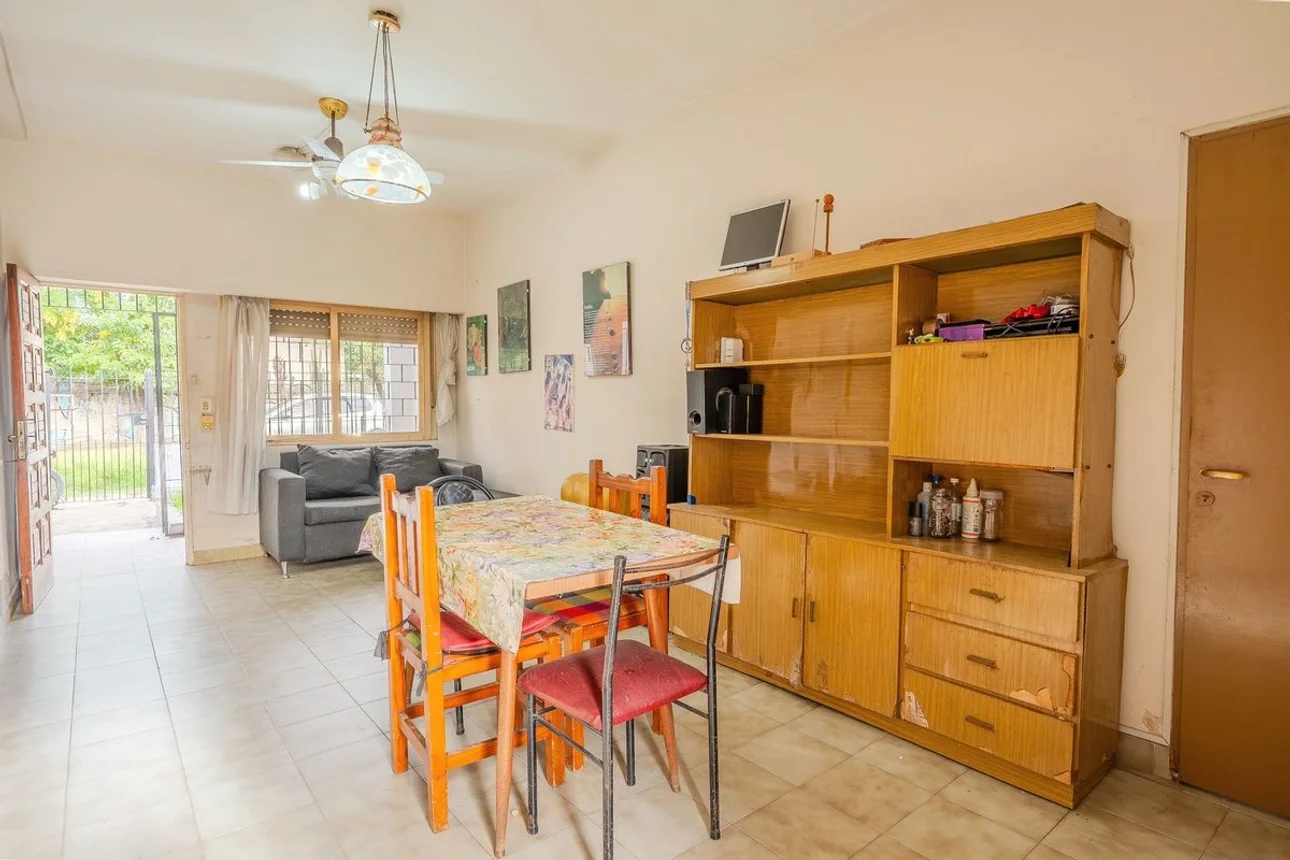 Casa de 3 ambientes en venta en Merlo, Suecia 1500, foto 3