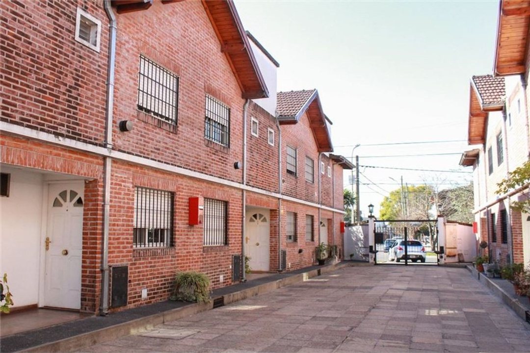 Casa duplex en venta 3 ambientes en General Juan Martín de Pueyrredón 1400, Moron, Moron, Buenos Aires