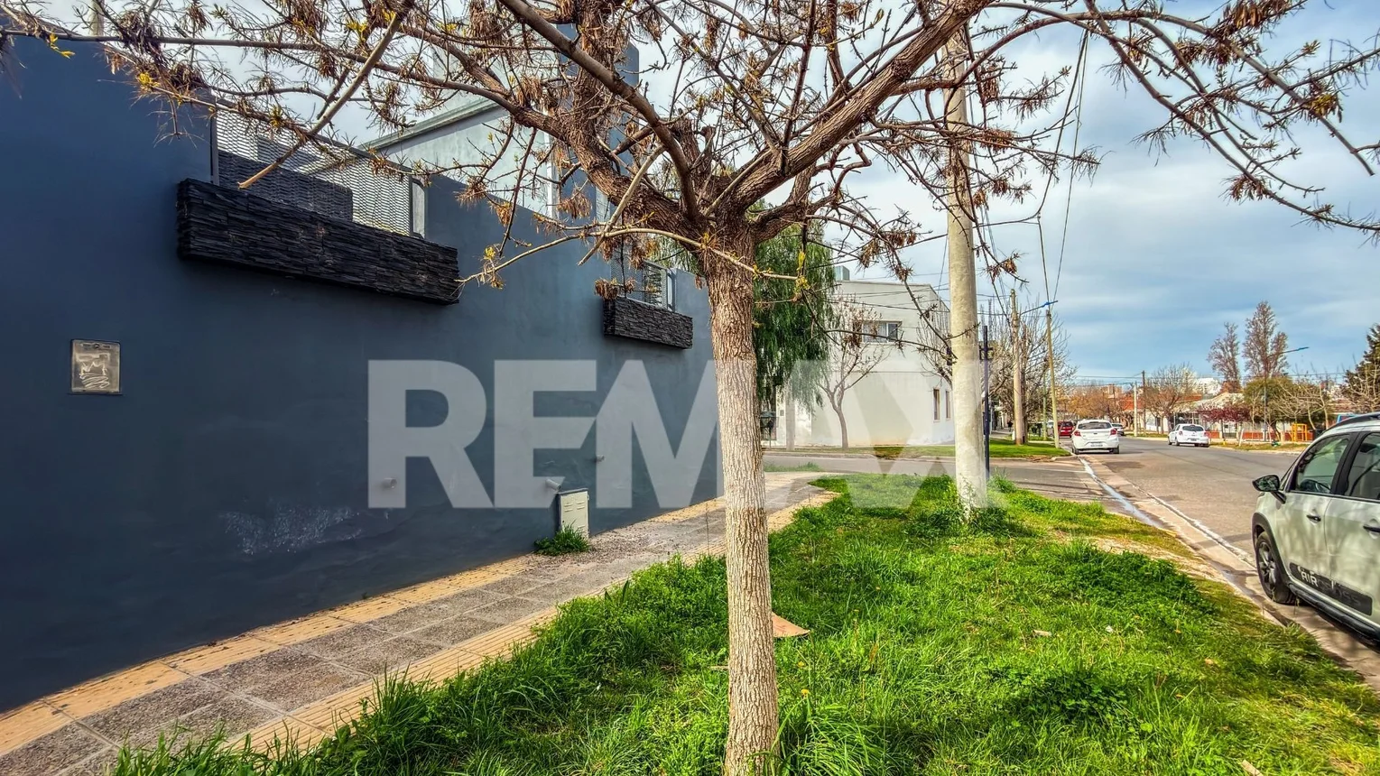 Casa en venta en Neuquén, foto 2