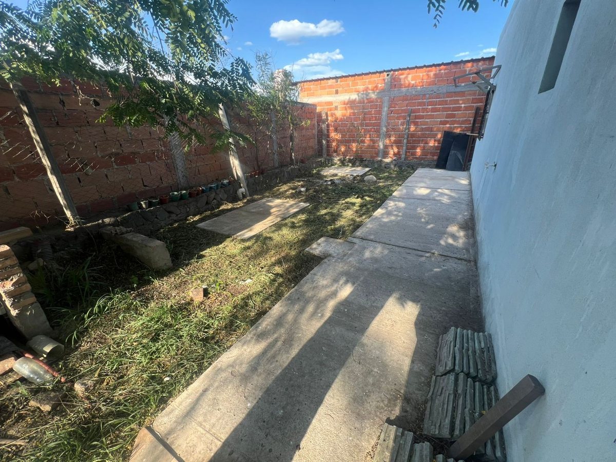 CASA C/LOCAL 2 DORM VENTA VILLA LOLA LA SILLETA - foto 12