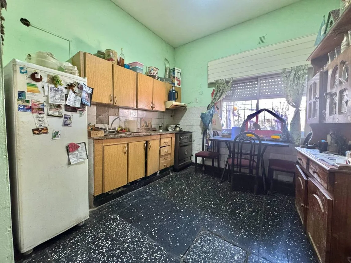 PH de 4 ambientes en venta en Sarandí, Salta 300
