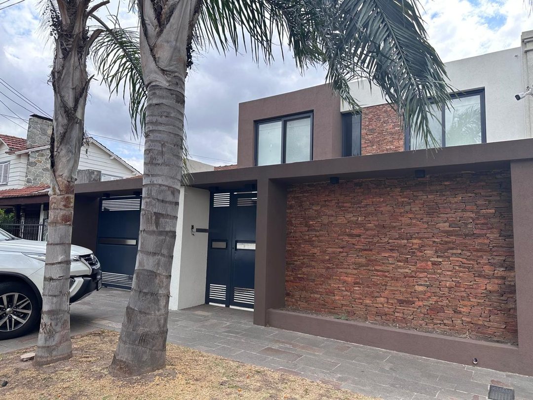 Venta Casa 6 Amb estrenar Castelar Norte