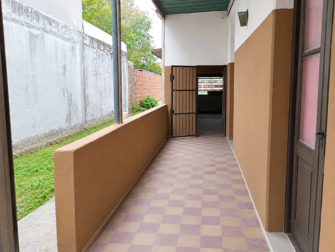 Casa de 3 ambientes en venta en Remedios de Escalada, Elias Vedoya 3500, foto 2