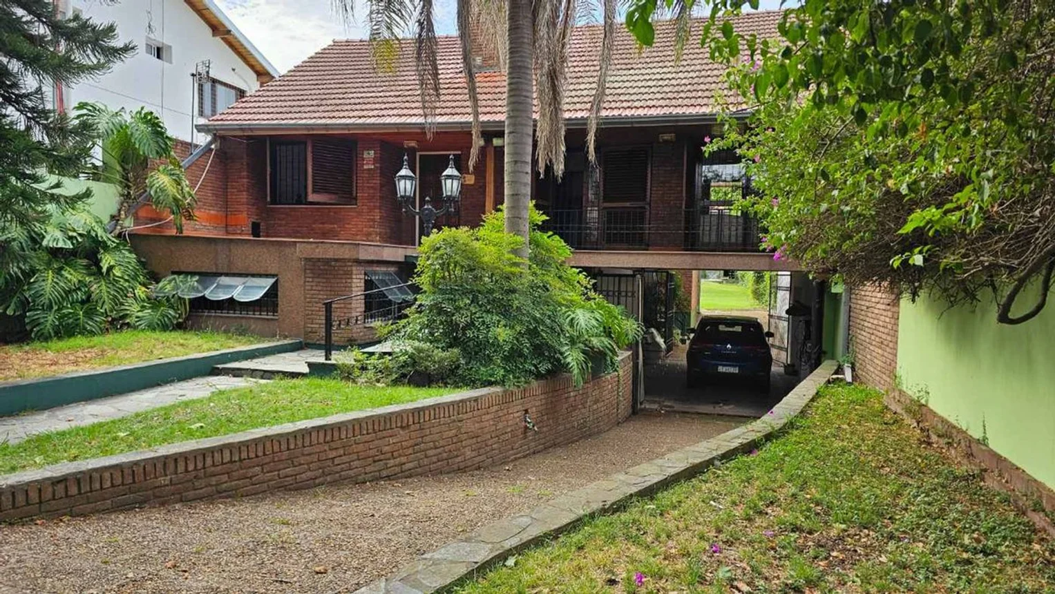 Casa en venta en Adrogué, foto 2
