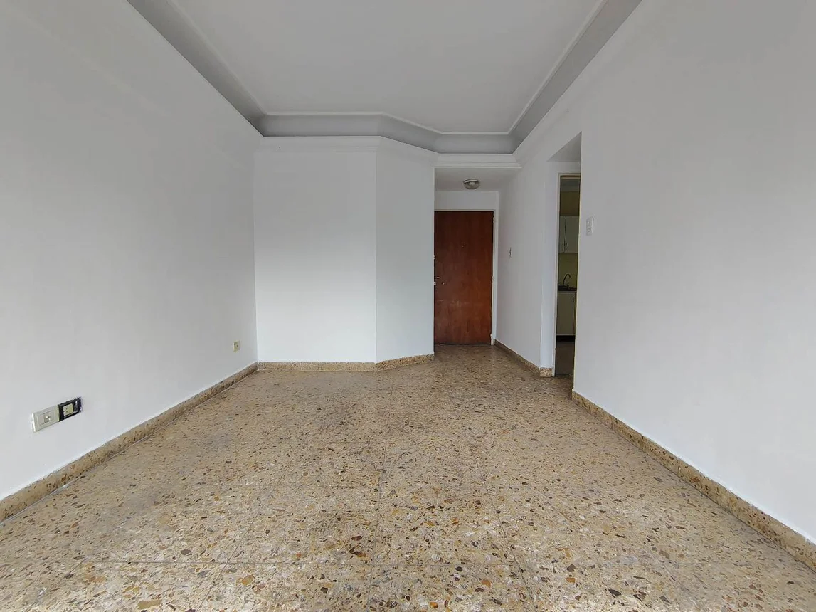 Departamento de 3 ambientes en venta en Avellaneda, General Lavalle 0