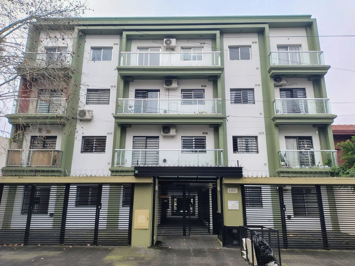 Departamento en alquiler en Lomas de Zamora, Lamadrid 100