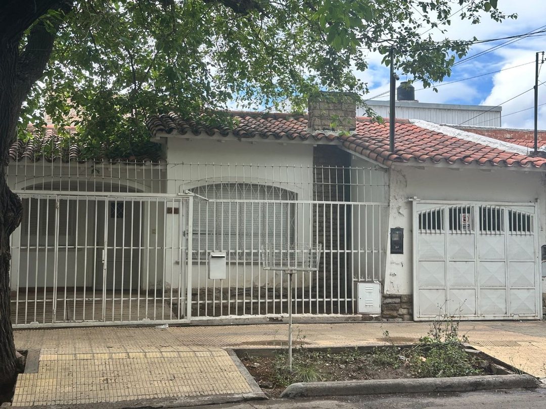 Casa en Venta calle Rioja Ciudad Apto Credito