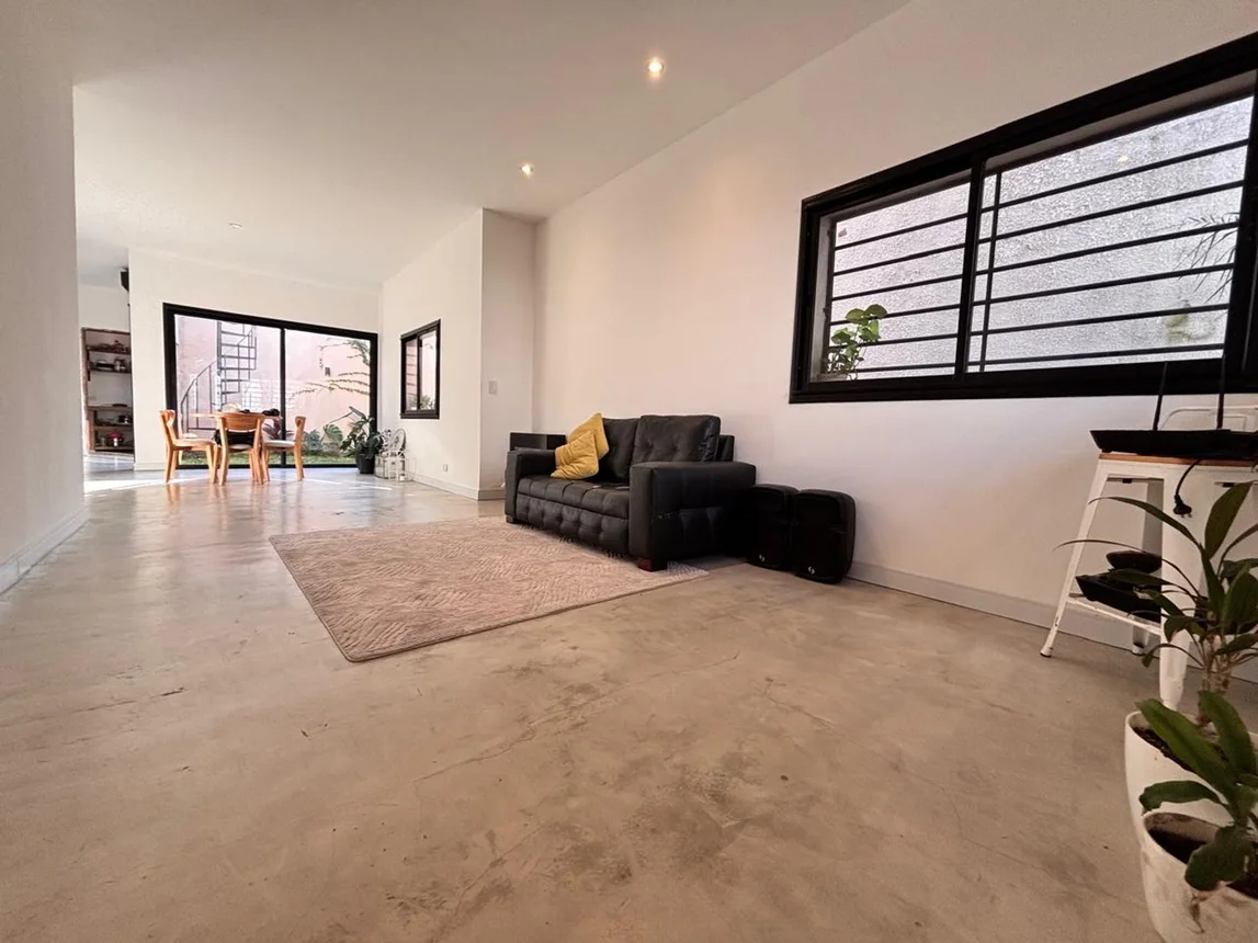 Casa en venta en Lomas de Zamora, foto 2