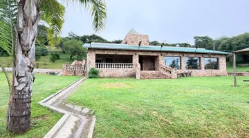 CASA DE AUTOR EN PIEDRA 11 HECTÁREAS EL PUEBLITO