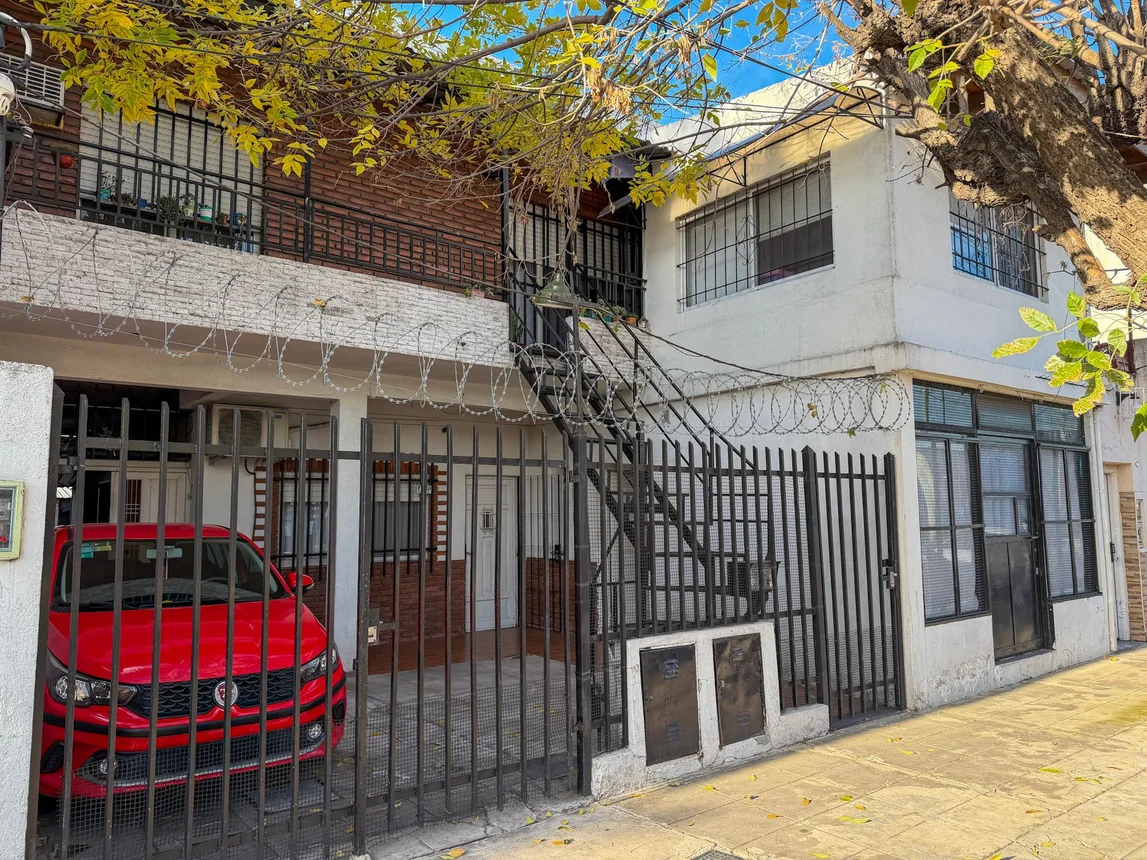 Venta casa multifamiliar con local lote 427m2, foto 1
