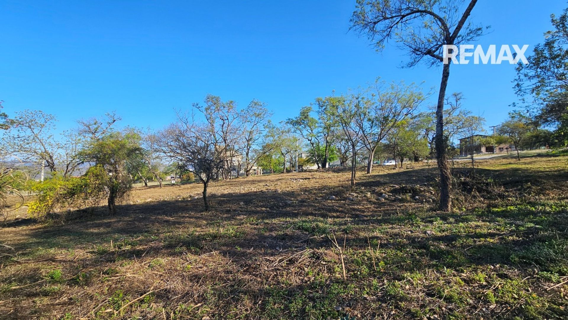 TERRENO EN VENTA VERTIENTES 1280 M2 PLANOS — foto 4